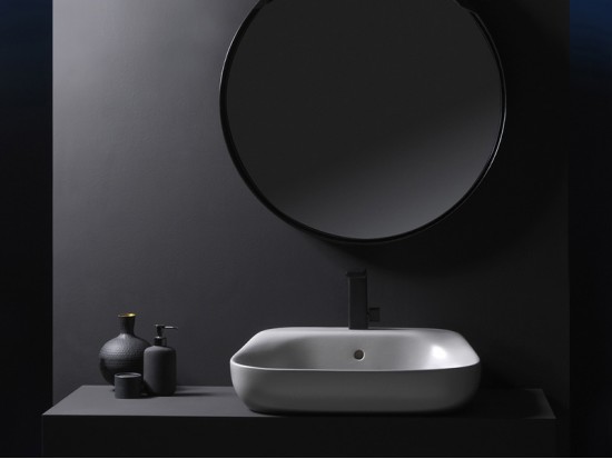 STUDIO 60N 60x60